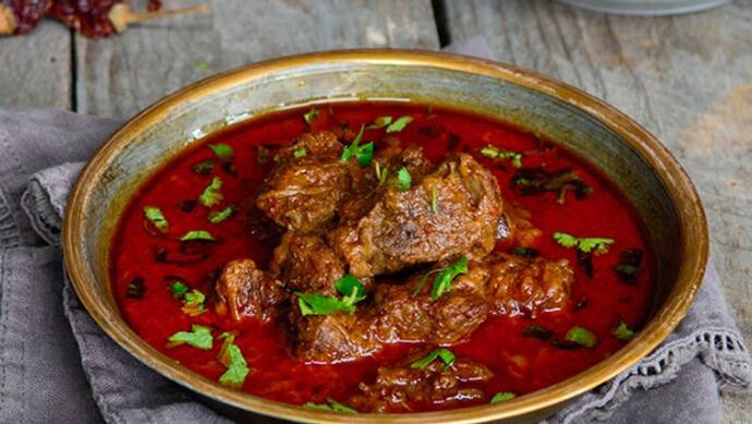 Kashmiri rogan josh Recipe: रग-रग में जोश भर देगी ये कश्मीरी डिश, सर्दियों में आप भी बनाकर करें सबको सरप्राइज