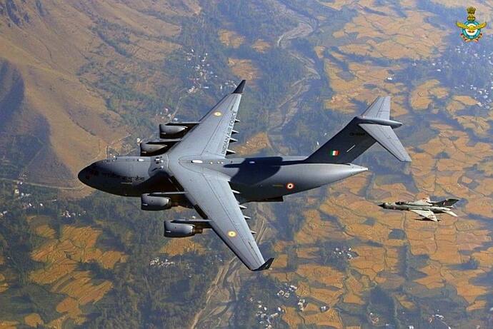 यूक्रेन से भारतीयों को निकालने जाएगी एयरफोर्स, पीएम के निर्देश के बाद सी -17 विमान आज शुरू कर सकते हैं ऑपरेशन