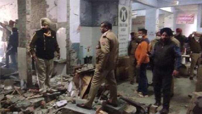 Ludhiana Court Blast: NIA और NSG की टीमें पहुंचीं, ब्लास्ट के पीछे आतंकी साजिश!, केंद्र सरकार ने मांगी रिपोर्ट