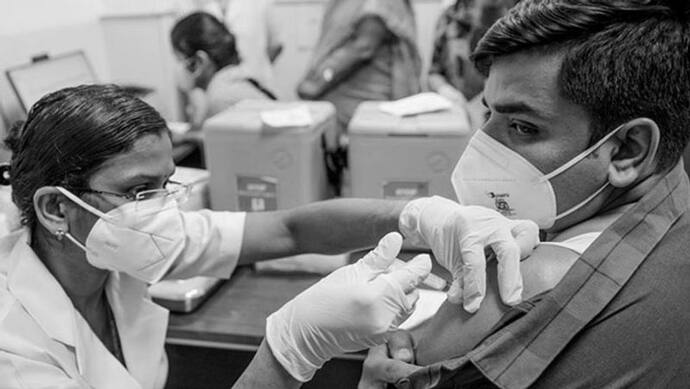 Murshidabad Vaccine: মুর্শিদাবাদ জুড়ে অভিনব উদ্যোগ, চালু 'টিকা এক্সপ্রেস'