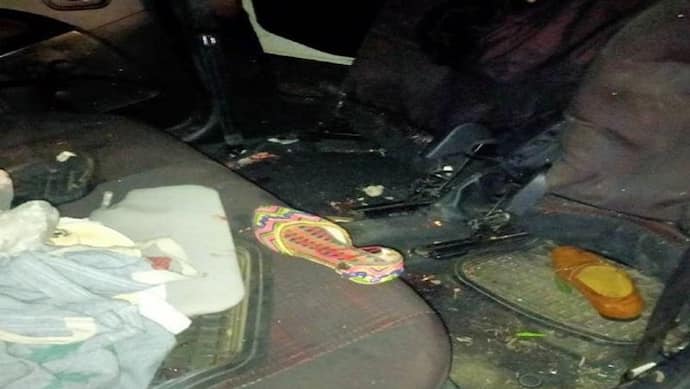 MP में कार पेड़ से टकराई, 2 परिवारों के 5 लोगों की मौत, एक गंभीर जख्मी, भांजे की बारात से लौट रहे थे