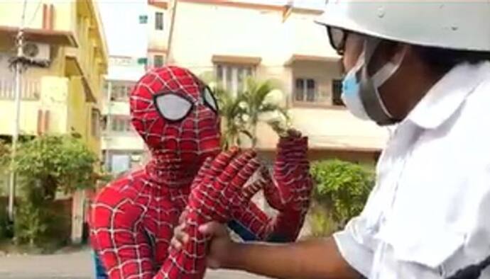 Viral Bangali Spider-Man: চিনে নিন বাঙালির বেশকিছু গুণ সম্পন্ন স্পাইডারম্যানকে সৌজন্যে কিরণ দত্ত