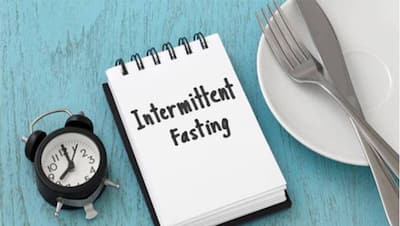 क्या होती है Intermittent Fasting? जानें किस तरह 4 हफ्तों में 5 किलो तक वजन कम करता है ये डाइट प्लान