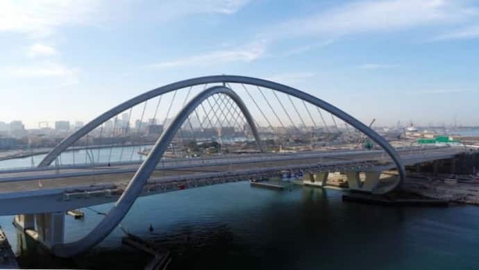 World Class Engineering: 16 जनवरी से खोला गया 12 लेन वाला Infinity Bridge, हर घंटे गुजर सकेंगे 24 हजार वाहन