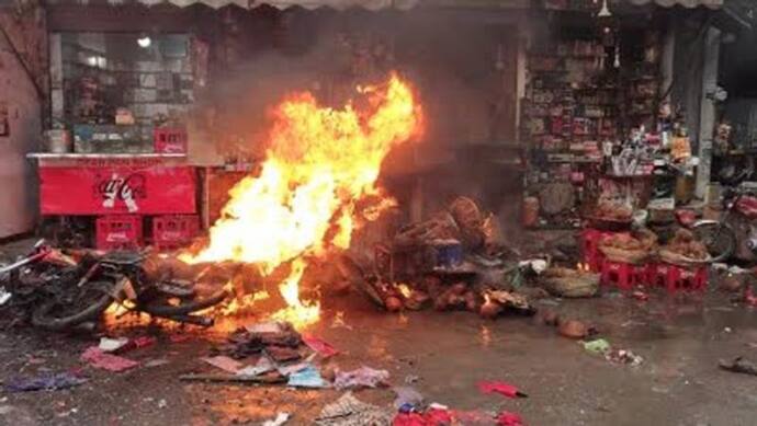 बम धमाकों से दहला पाकिस्तान;  लाहौर के अनारकली बाजार में चार ब्लास्ट,  5 लोगों की मौत, 20 से जयादा लोग घायल