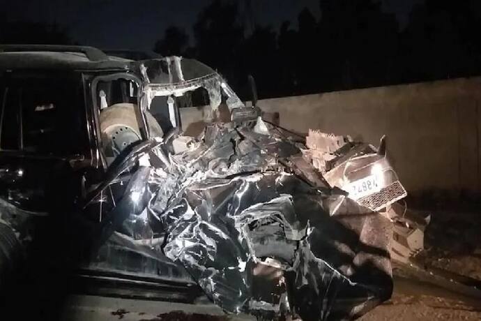 Maharashtra के वर्धा में पुल से नीचे गिरी कार, भाजपा विधायक के बेटे समेत 7 मेडिकल छात्रों की मौत