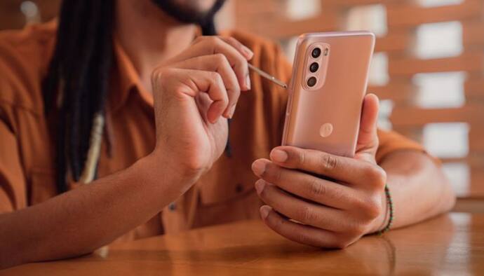 OnePlus की बोलती बंद करने आया  Moto G Stylus 2022 स्मार्टफोन, देखें कीमत और बाकी फीचर्स