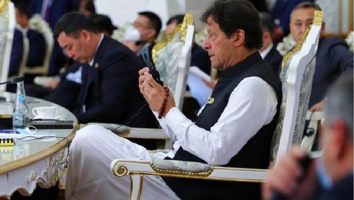 ड्रैगन की गोद में बैठा पाकिस्तान: इमरान खान ने माना- चीन पर निर्भर है पाक की विदेश नीति