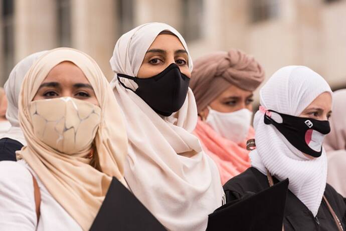 हिजाब पर बैन लगा चुके हैं वर्ल्ड के 10 देशः यहां 85 हजार तक जुर्माना, मुसलमानों के पहनावे पर चीन में सख्त रूल