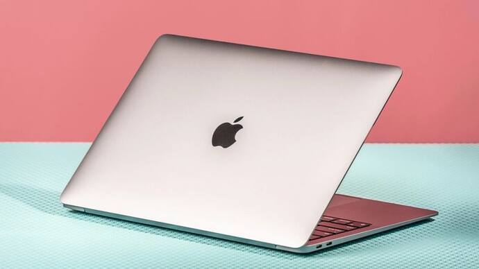 Valentines Day 2022 : अपने पार्टनर को गिफ्ट करिये बिल्कुल सस्ते में iPhone 13 और MacBook