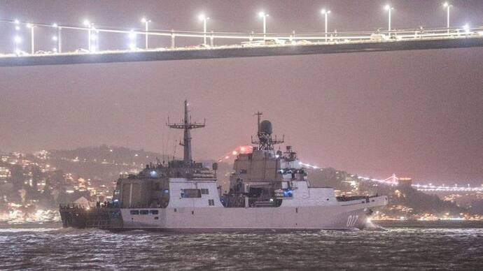 Ukraine Tensions: यूक्रेन ने रूस पर लगाया समुद्री नाकेबंदी का आरोप, कहा- नहीं चल पा रहे जहाज