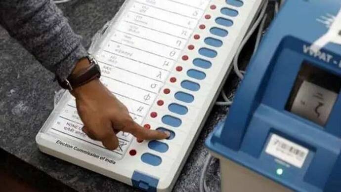 यूपी चुनाव: 9 जिलों की 59 सीटों पर हुआ मतदान, EVM में कैद हुई दिग्गजों की किस्मत