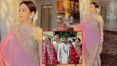 गुलाबी साड़ी, बालों में गजरा और नौ लक्खा हार पहन भतीजे के शादी में पहुंची Nita Ambani, दिखी बेहद खूबसूरत