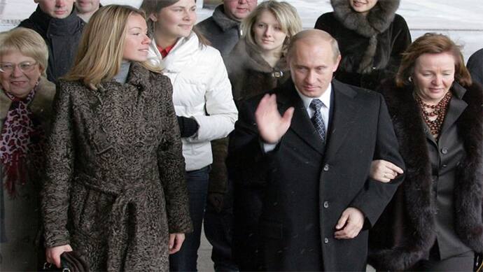 रूस के राष्ट्रपति पुतिन के बारे में ब्रिटिश जासूस, ओलीगार्क ने किया बड़ा दावा, लोग करने लगे मौत की बात