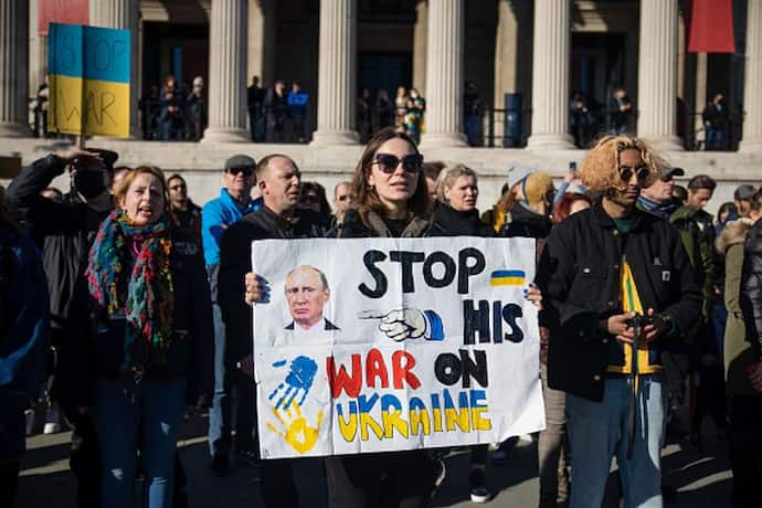 Russia vs Ukraine War: रूस और बेलारूस के खिलाड़ियों को भुगतनी पड़ रही है सरकारों की 'उद्दंडता' की सजा