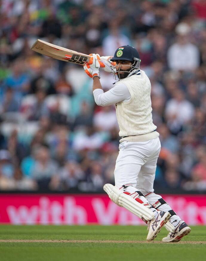 ICC Rankings: टेस्ट ऑलराउंडरों की सूची में फिर शीर्ष पर पहुंचे रवींद्र जडेजा, बाबर आजम ने भी लगाई लंबी छलांग