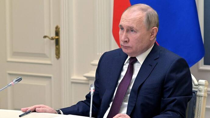 रूसी राष्ट्रपति व्लादिमीर पुतिन को लगा एक और बड़ा झटका, अंतरराष्ट्रीय बिरादरी में हो रही किरकिरी