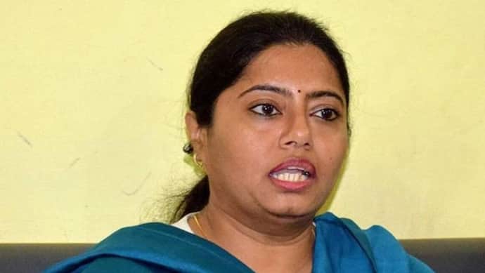 सिराथू विधानसभा सीट रिजल्ट अपडेट 2022: डिप्टी CM केशव मौर्य को टक्कर दे रहीं मोदी कैबिनेट की मंत्री की बहन