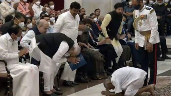 125 वर्षीय स्वामी शिवानंद की विनम्रता के सब कायल, PM मोदी-राष्ट्रपति को भी तोड़ना पड़ा प्रोटोकॉल-खुद देखें