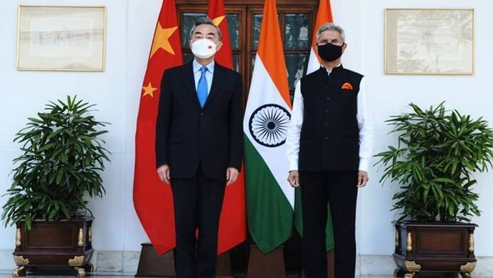 चीनी विदेश मंत्री से तीन घंटे बातचीत, जयशंकर ने कहा- सीमा पर शांति से कम कुछ भी मंजूर नहीं
