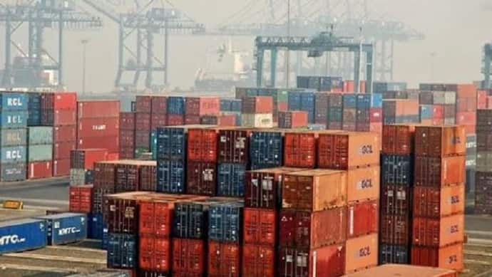 अप्रैल में भारत का निर्यात 24 फीसदी बढ़कर 38 अरब डॉलर पहुंचा, व्यापार घाटा बढ़ा