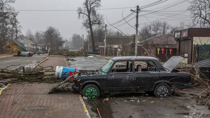 Russia Ukraine War: यूक्रेन में काम-धंधे तबाह, नौकरियों से निकाले जा रहे लोग, 41 लाख देश छोड़कर भागे