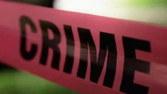 प्रयागराज में परिवार के 5 लोगों की हत्याः पति-पत्नी, 3 मासूम बेटियों का काटा गला, खून से सना बिस्तर