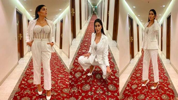 ट्रांसपेरेंट ड्रेस पहनकर होटल में क्यों घूम रही सपना चौधरी, जितेंद्र लुक से Ekta Kapoor हो जाएंगी इम्प्रेस !