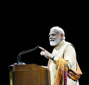 बर्लिन में संवाद: मोदी की 5 बड़ी बातें जो विदेशों में रह रहे भारतीयों को कर रहा गौरवान्वित-PHOTOS