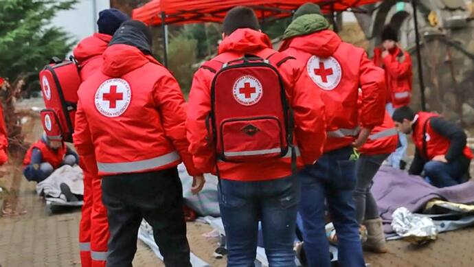 World Red Cross Day 2022: कब और क्यों मनाया जाता है विश्व रेड क्रॉस दिवस, जानें पूरा इतिहास 