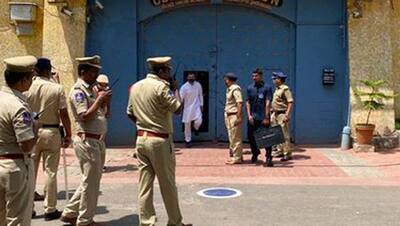 राहुल गांधी का हैदराबाद में यह कैसा दौरा, जाना चाहते थे यूनिवर्सिटी कैम्पस, लेकिन पहुंचे जेल, ये है वजह