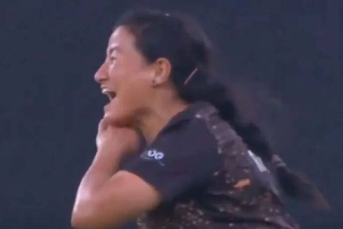 नेपाल की इस महिला क्रिकेटर ने मैदान में खास स्टाइल से मनाया जश्न, ICC ने शेयर किया वीडियो 