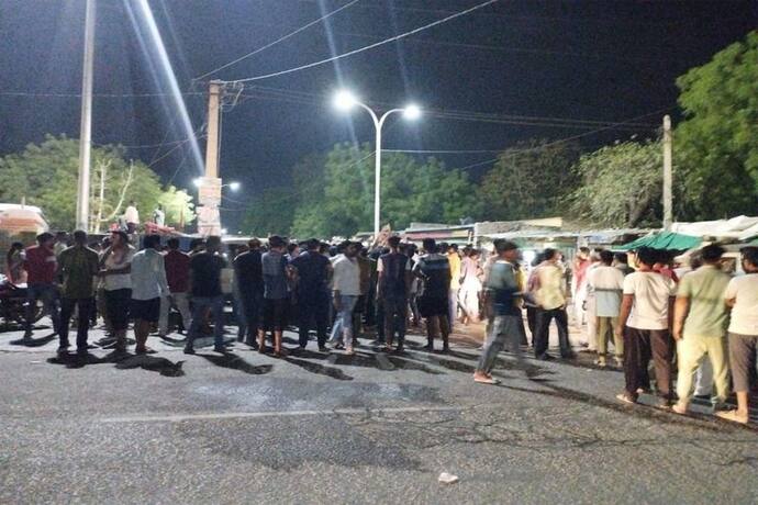 राजस्थान के एक और शहर में तनाव : हनुमानगढ़ में VHP नेता पर हमले के बाद आक्रोश, भारी पुलिस बल तैनात