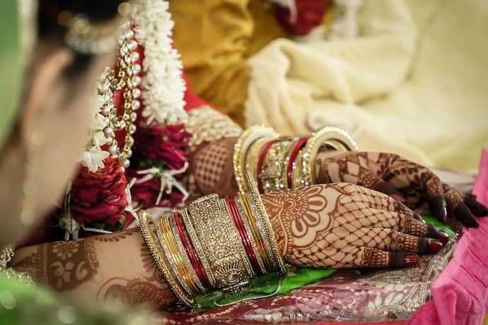  गाज़ियाबाद में शादी के बाद खुला ड़ॉक्टर का राज़, हकीकत जानने के बाद दुल्हन के उड़ गए होश