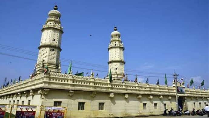 विश्व हिंदू परिषद ने दी कर्नाटक के जामिया मस्जिद के बाहर हनुमान चालीसा पढ़ने की धमकी, बढ़ाई गई सुरक्षा