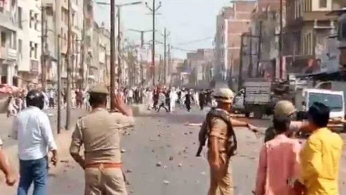 कानपुर हिंसा:  फॉरेंसिक टीम ने घटनास्थल पर क्राइम सीन का किया रिक्रिएशन, जुटाए कई छूटे साक्ष्य