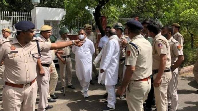 कांग्रेस नेता नसीमुद्दीन सिद्दीकी और आराधना मिश्र मोना हाउस अरेस्ट, प्रदर्शन को लेकर लखनऊ पुलिस ने थमाया नोटिस