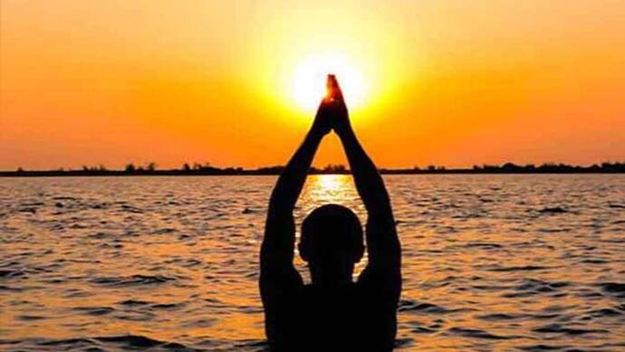 Ashadh month 2022: 15 जून से 13 जुलाई तक रहेगा आषाढ़ मास, इस महीने में सूर्य पूजा से दूर होती हैं परेशानियां