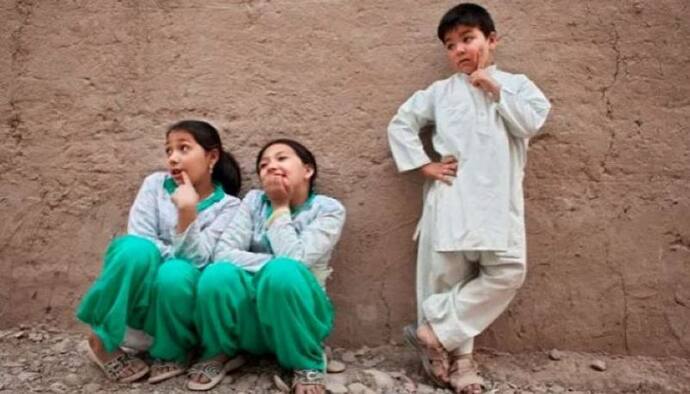 चौंकिए मत! तालिबानी शासन वाले अफगानिस्तान में एक प्रथा ऐसी भी जहां लड़कियां जीती हैं लड़कों वाली लाइफ