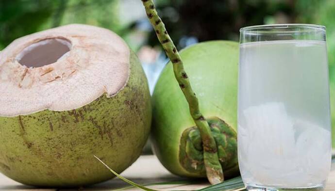 क्या है गर्मी में नारियल पानी पीने का सही समय, ले सकते हैं इसका डबल फायदा