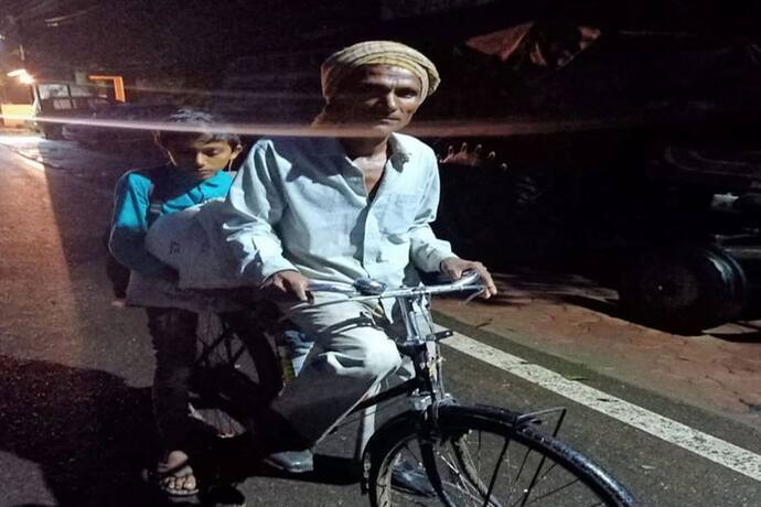 Fathers Day 2022: बेटे के एग्जाम नहीं रूके इसलिए पिता ने 8 घंटे में चलाई थी 105 किमी साइकिल