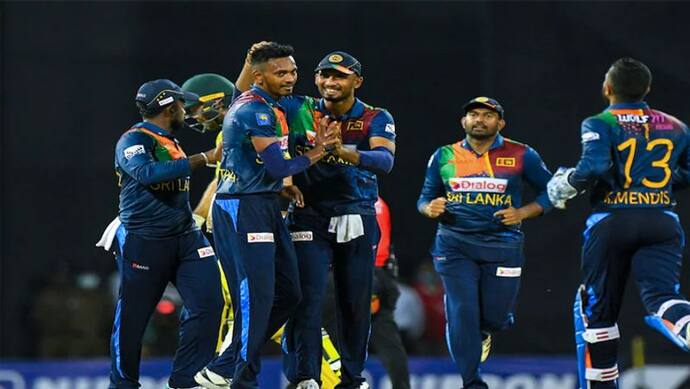 SL vs AUS: श्रीलंका ने कंगारुओं की आधी टीम को 19 रनों के अंदर भेजा पवेलियन, सीरीज को किया 1-1 से बराबर