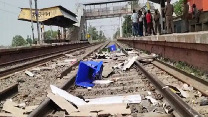 जौनपुर के बाद अब चंदौली में भी अग्निपथ को लेकर हुडदंग जारी, उपद्रवियों ने रेलवे स्टेशन पर की तोड़फोड़