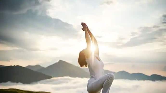 International Yoga Day 2022: যোগার সাহায্যে স্ট্রেস থাকবে নিয়ন্ত্রণে, জেনে নিন কোন কোন আসন করবেন