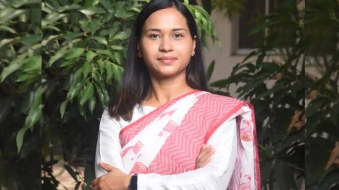  मार्केटिंग कम्यूनिकेशन स्टूडेंट शिल्पी नेहा तिर्की बनी विधायक,  झारखंड विधानसभा में सबसे कम उम्र की MLA