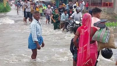  बिहार में भयानक बारिश से फिर दिखा तबाही का मंजर, 5 लोगों की मौत, सामने आईं डरावनी तस्वीरें