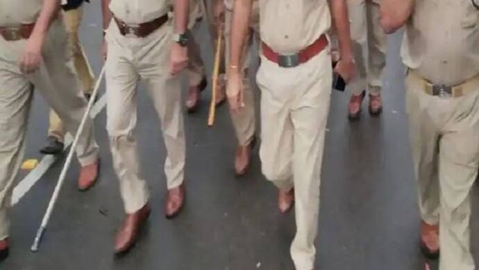 बरेली: सड़क पर जाम छलकाने वालों के खिलाफ पुलिस ने छेड़ा अभियान, अब तक 1432 लोगों पर की कार्रवाई