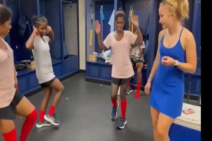 झारखंड की संस्कृति की दीवानी हुई अमेरिकी लड़कियां, वीडियो में देखिए कैसे कर रही है डांस