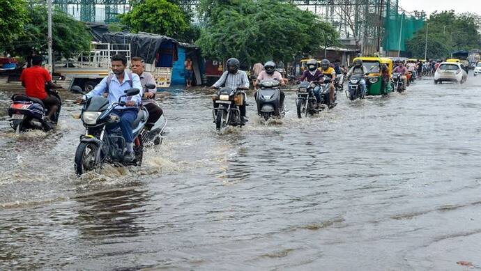 Gujarat Flood: पीएम नरेंद्र मोदी ने सीएम भूपेंद्र पटेल से की बात, दिया केंद्र सरकार के पूरा सहयोग का भरोसा