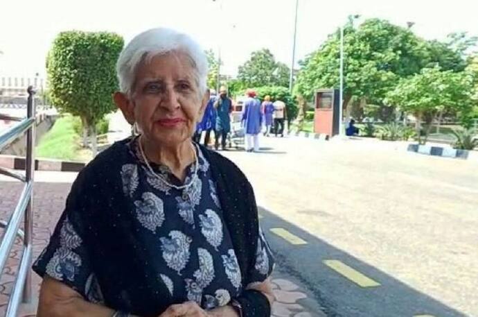 India-Pakistan: 75 साल बाद भारतीय महिला पहुंचीं पाकिस्तान, कहा-बचपन का घर कभी भूल नहीं पाई मैं...